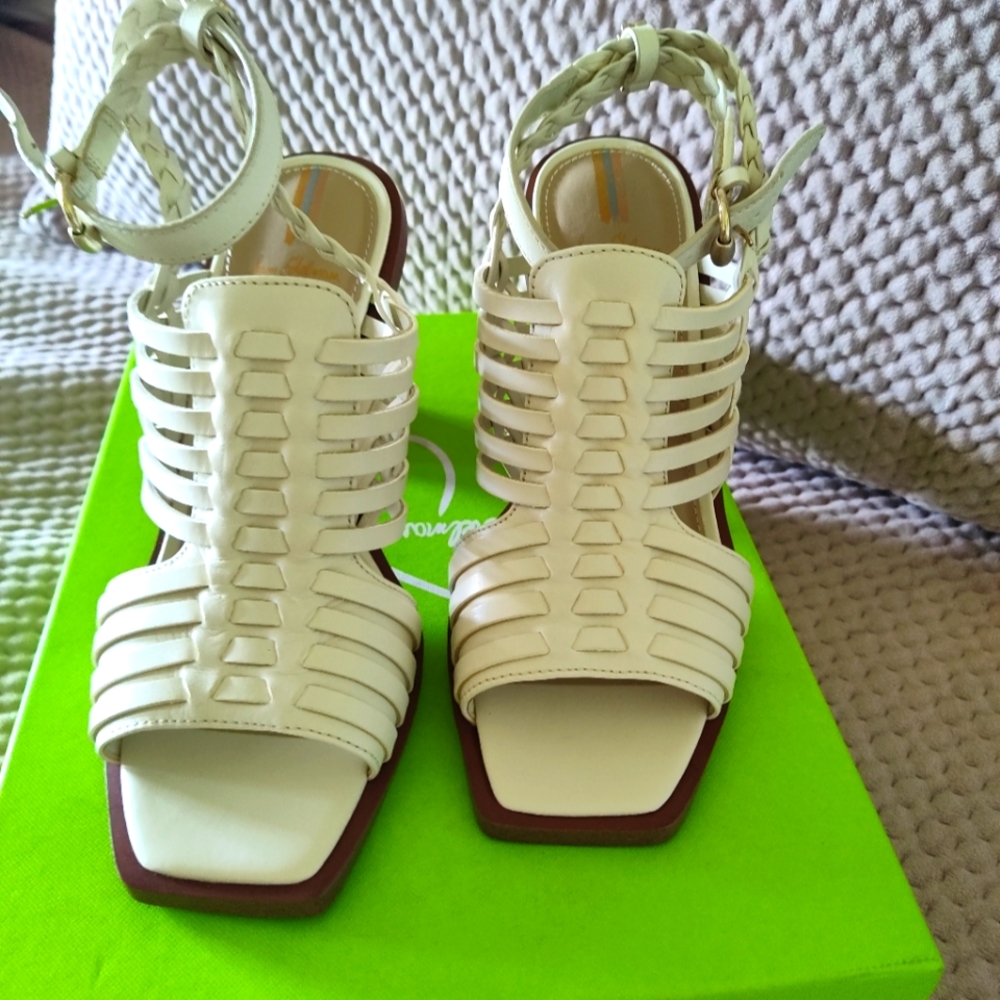 Strappy sandals, Sam Edelman 6.5